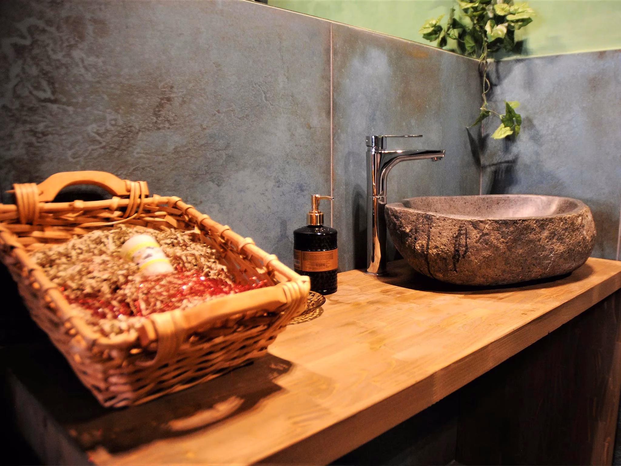 Interior Design & Decoration
