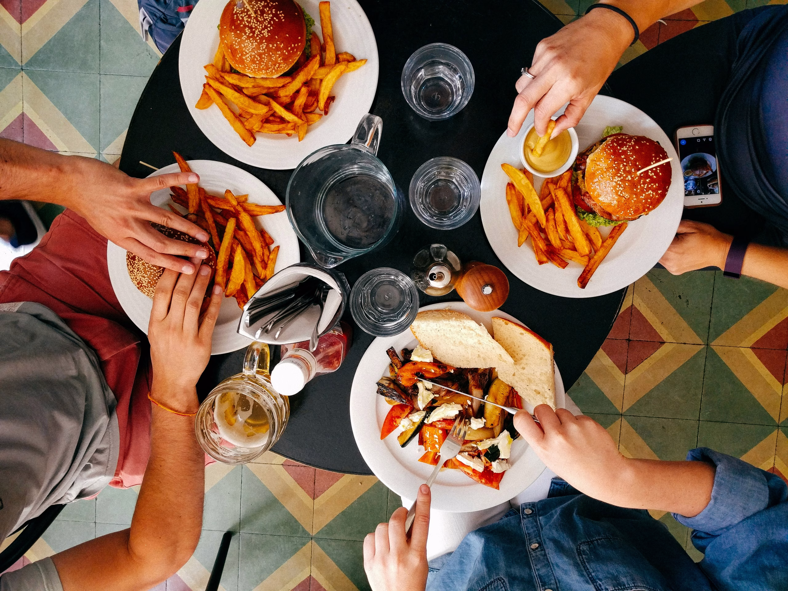 K.Y.E Licensing in Greece: Legal Start for Restaurants, Cafés & Bars