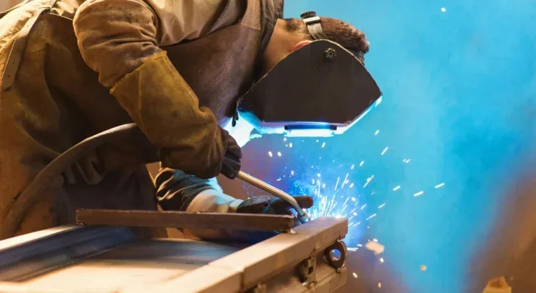 Custom Metal & Wooden Constructions