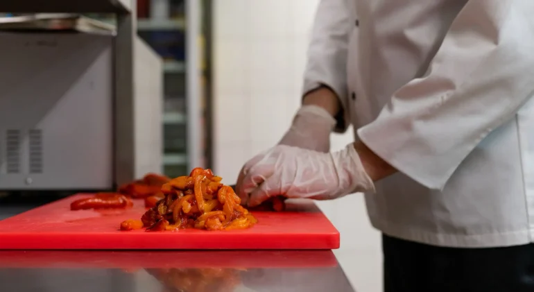 Μελέτες ISO &amp; HACCP στην Ελλάδα: Διασφάλιση της Ασφάλειας και της Συμμόρφωσης των Τροφίμων